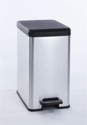 CURVER Pedálos szemetes, 25 l, CURVER "Slim Bin", fekete-ezüst CURVER Pedálos szemetes, 25 l, CURVER "Slim Bin", fekete-ezüst